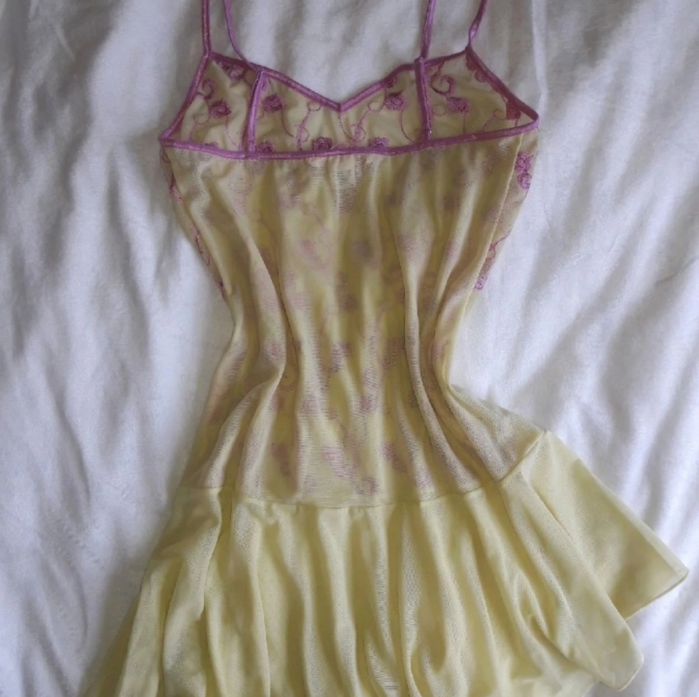 Victoria's Secret Slip, Lingerie, Chemise - Picture 4 of 8